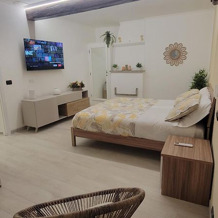 Casa Grazia Apartment โดโมดอสโซลา ภายนอก รูปภาพ