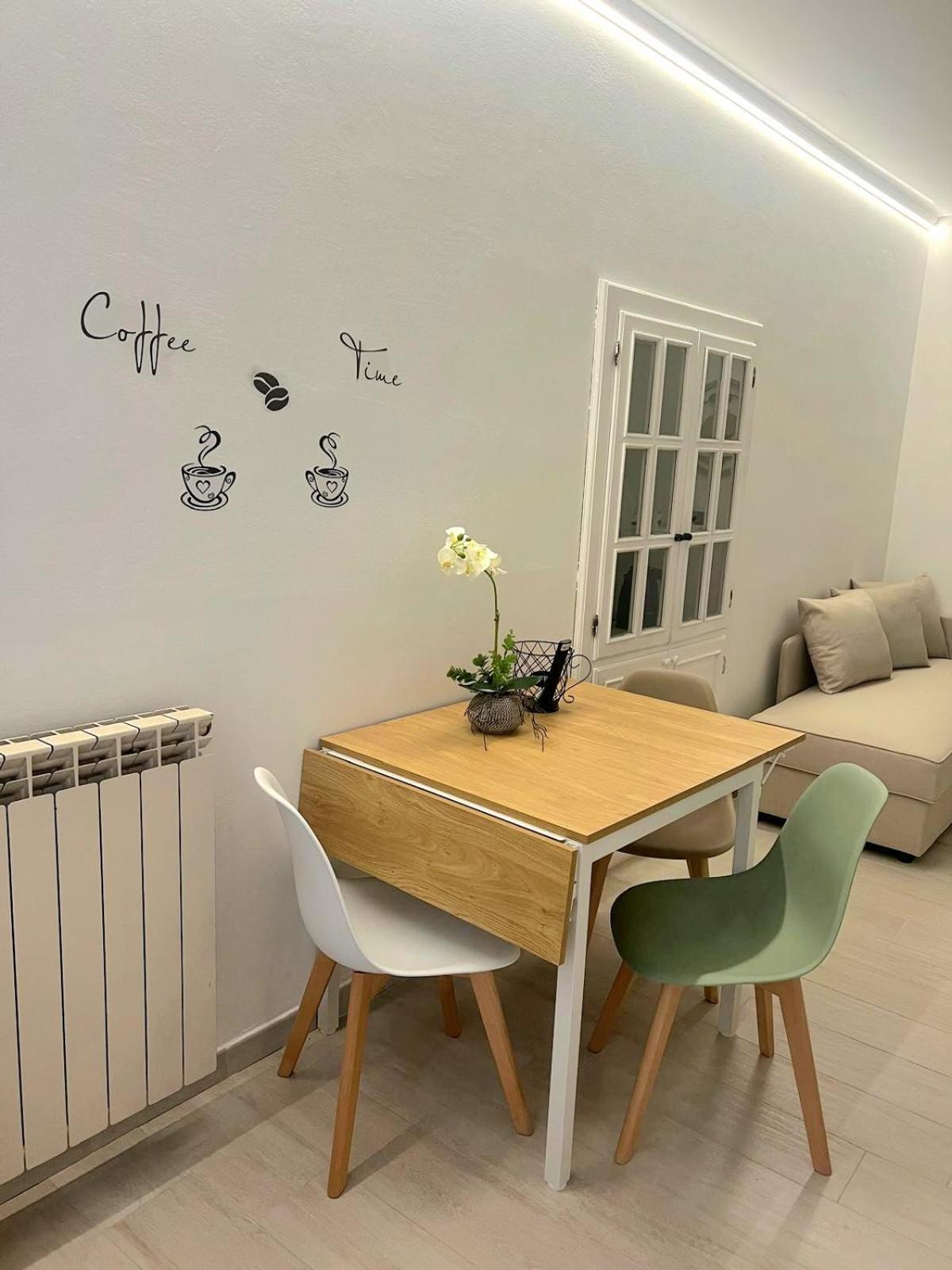 Casa Grazia Apartment โดโมดอสโซลา ภายนอก รูปภาพ